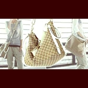 👜RESERVED Large Hobo Style Handbag👜