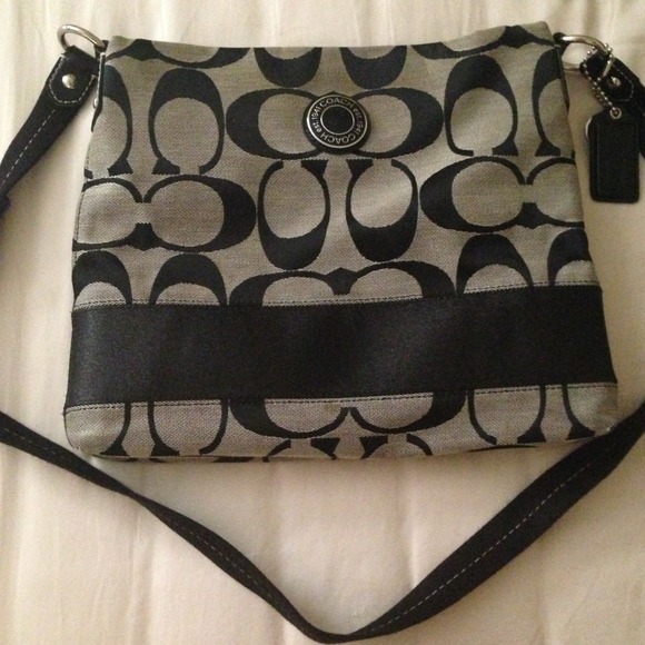 Coach crossbody purse