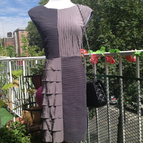 BCBGMAXAZRIA RUCHED AND TIERED DRESS