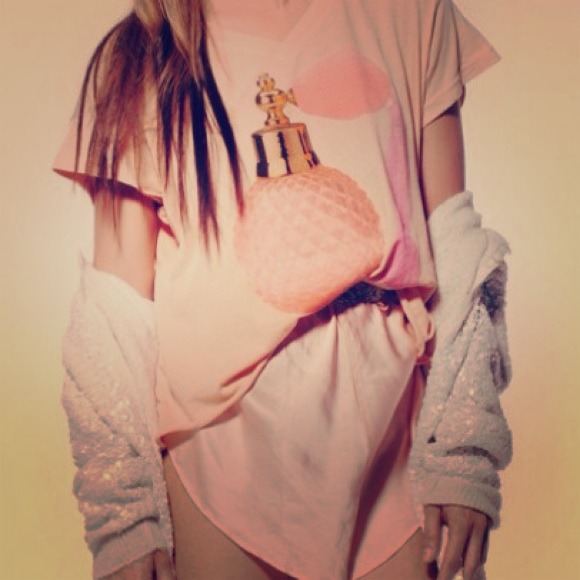 🚫SOLD OUT Wildfox Couture Pink Perfume Tee