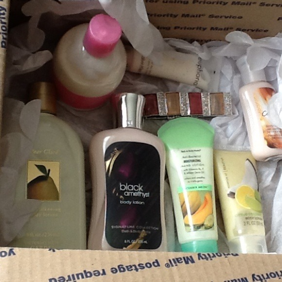 Lotion and Bracelet Bundle