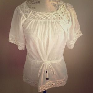 Forever 21 & A&F Shirt Bundle with bracelet