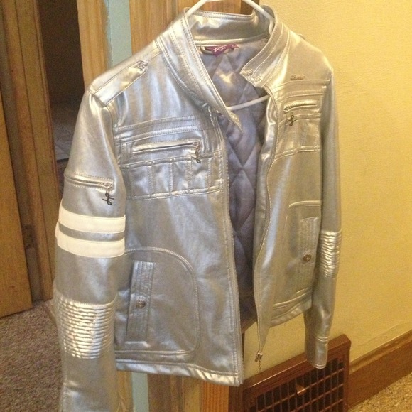 XL Luxirie by Lrg Jacket sliver metallic