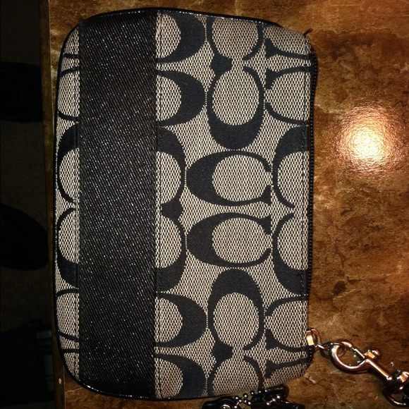 A black n grey authentic coach wallet used twice - Picture 1 of 3