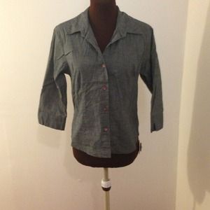 Grey 3/4 length sleeve button up sz M