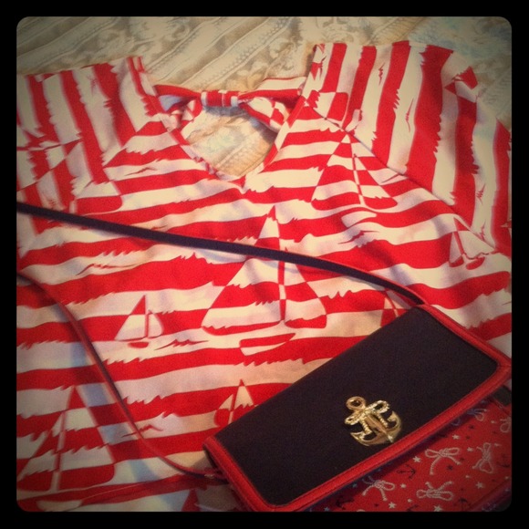 Red and white nautical shirt!❗