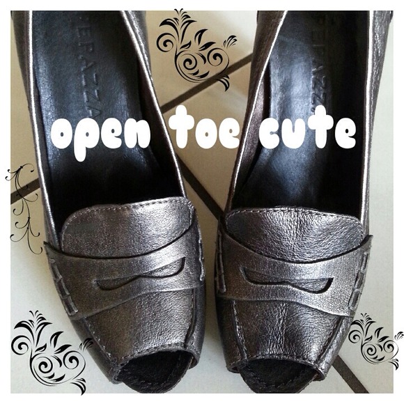 Metallic colored Apepazza Shoes