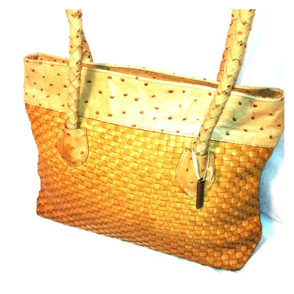 JOAN & DAVID Vintage Ostrich Leather Shldr Bag ๐ - Picture 2 of 6