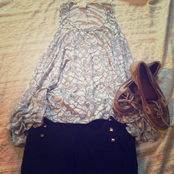Cute top!❗
