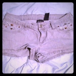 Gray shorts