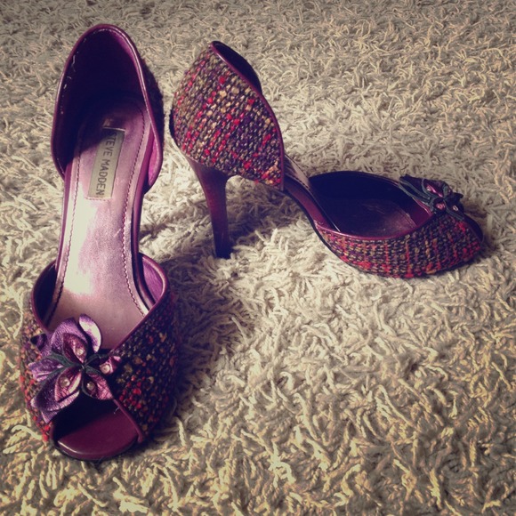 Purple tweed heels
