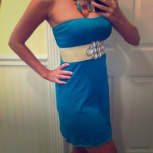 *Price Reduced* Victoria's Secret strapless dress