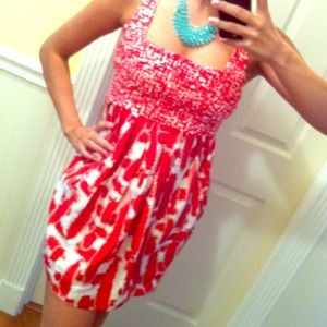 *Price reduced* Pretty red and white dress