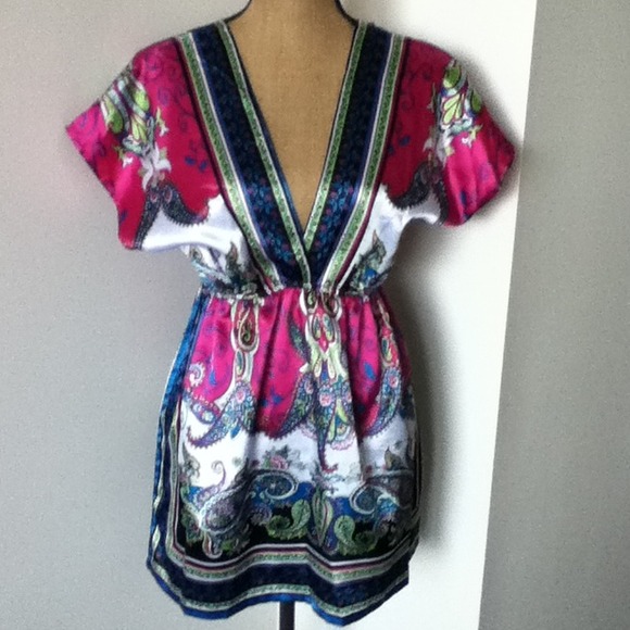 Sold in a bundle for Stacy. SOLD - Picture 1 of 2
