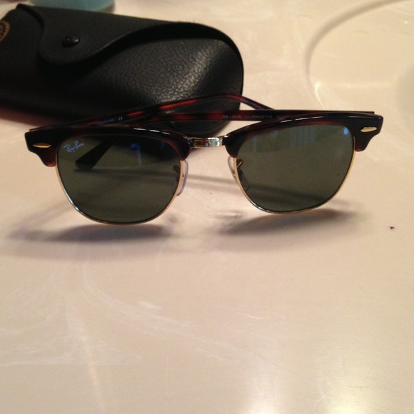 ClubMaster Tortoise and Black Ray-Bans
