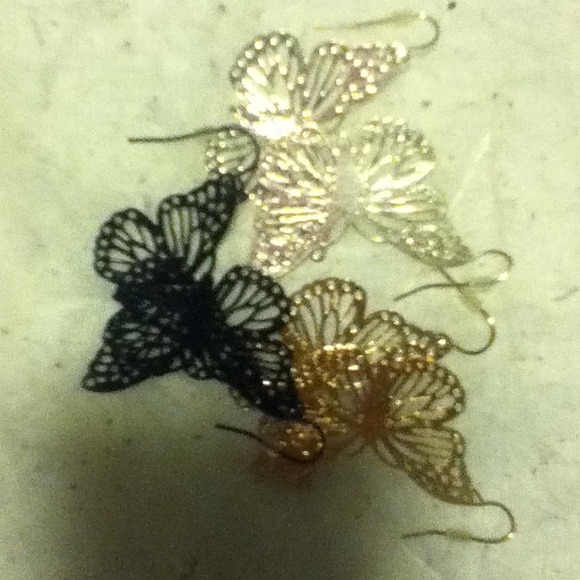 super cute earrings