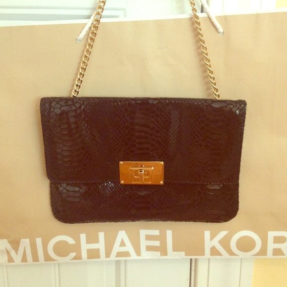 Michael Kors black snake medium Sloan clutch - Picture 1 of 2