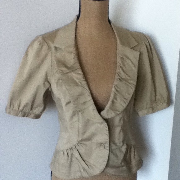 Sold in a bundle 3 tops for Stacy