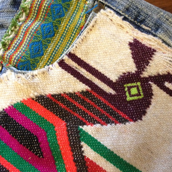 Aztec shorts - Picture 3 of 3