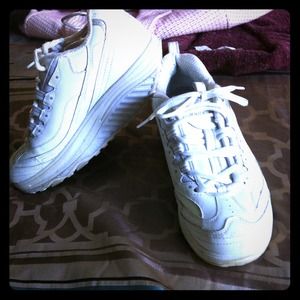 Sketchers Shape ups White really comfy