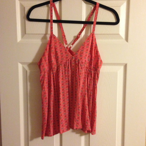 Coral top