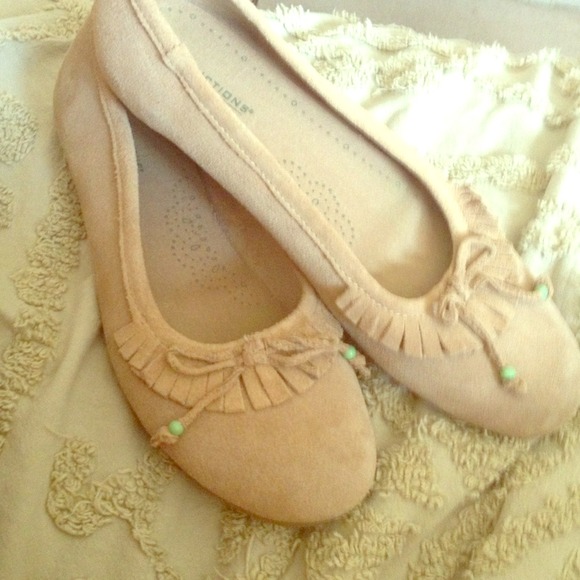 SOLDAdorable soft leather flats!!!!