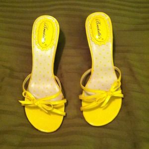 Cute Yellow Kitten Heels