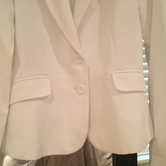 White Forever 21 Blazer - Picture 2 of 3
