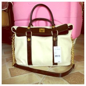 ✨New Listing✨Steve Madden Satchel