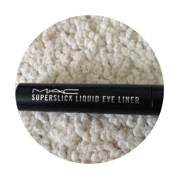 Mac eyeliner