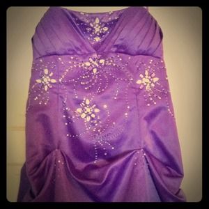 ✨REDUCED✨Strapless floor length Prom Dress