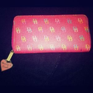 Authentic Dooney & Bourke Large Zip Wallet