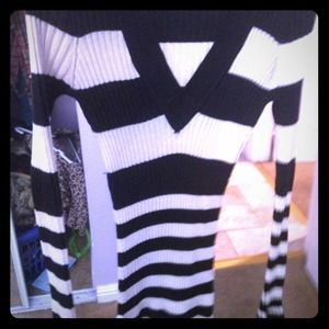 Long sleeve stretch  striped shirt