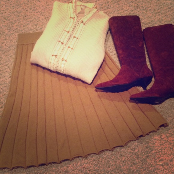 💥HOLD kimclay0121 JCREW MERINO SKIRT