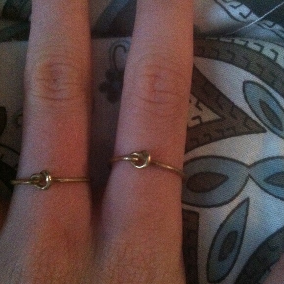 Jewelry - two knot friendship rings