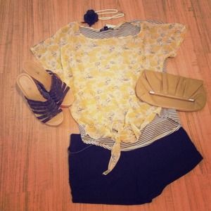 Yellow/gray floral/striped high-low tie shirt