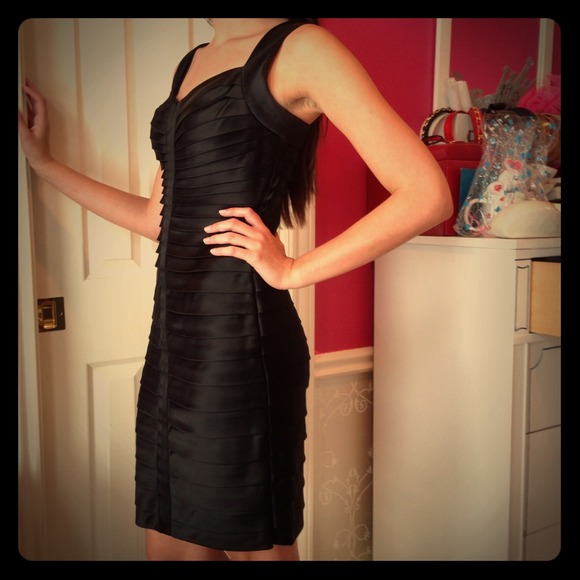 ✨✨REDUCED PRICE ✨✨NWT Calvin Klein Cocktail Dress - Picture 1 of 4