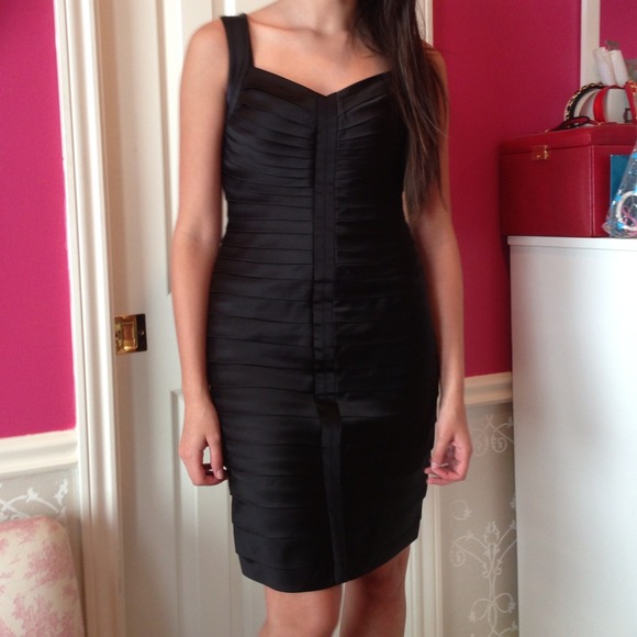 ✨✨REDUCED PRICE ✨✨NWT Calvin Klein Cocktail Dress - Picture 2 of 4