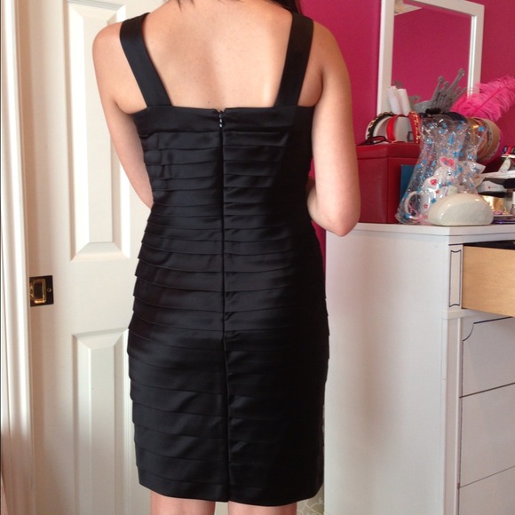 ✨✨REDUCED PRICE ✨✨NWT Calvin Klein Cocktail Dress - Picture 3 of 4