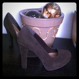 Sold Brown suede heels!