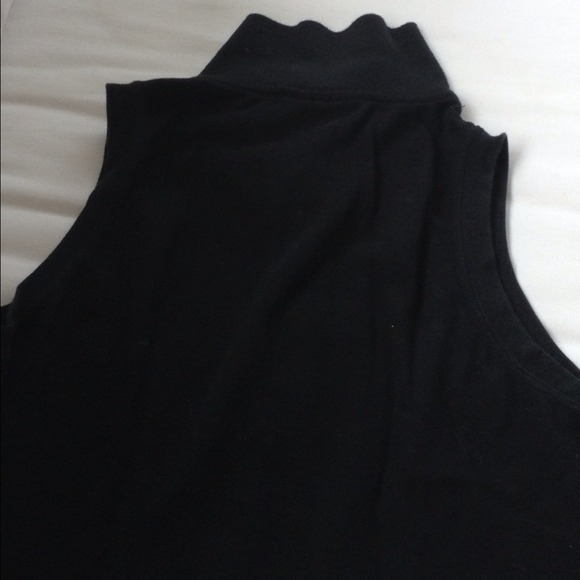 Black Lacoste Tank Top - Picture 3 of 3