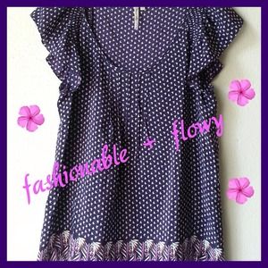 Gorgeous Flowy Short-Sleeved Top