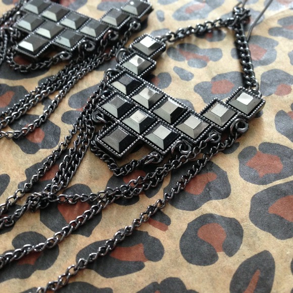 Forever 21 Dangle Earrings