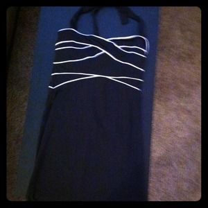 ❤Last chance!! 8/4 Victorias NEW halter dress