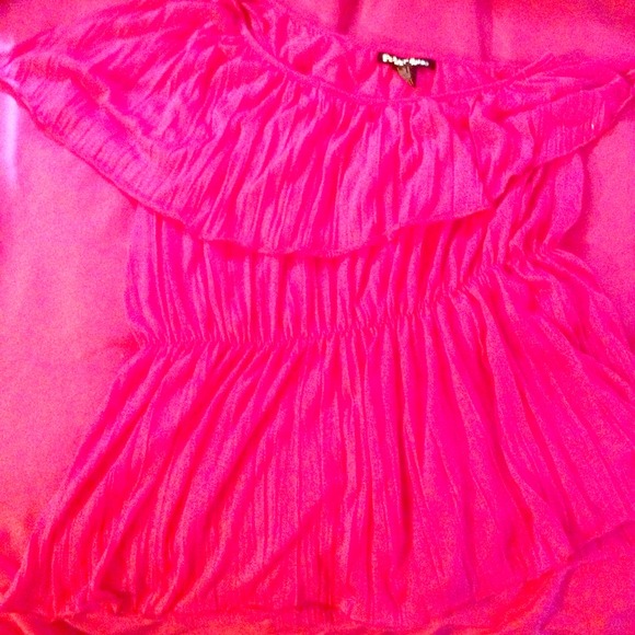 Pink one shoulder shirt