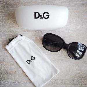 ✖️SOLD✖️D&G Polarized Sunny