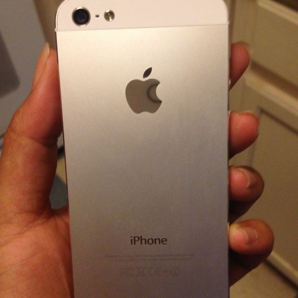 iPhone 5 32kg - Picture 2 of 2