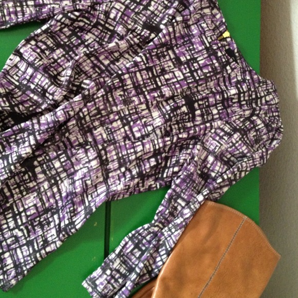 Retro Blouse; Gold Zipper; Purple, Black. S - Picture 1 of 4