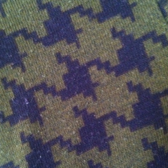 Cute knee high dress!!! - Picture 3 of 3