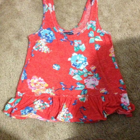 Cute American Eagle floral peplum top